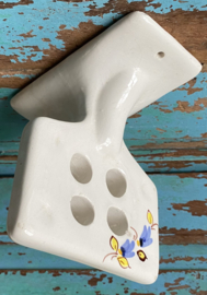 Oude tandenborstelhouder