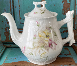 Grote oude theepot
