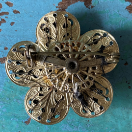 Kraaltjes broche