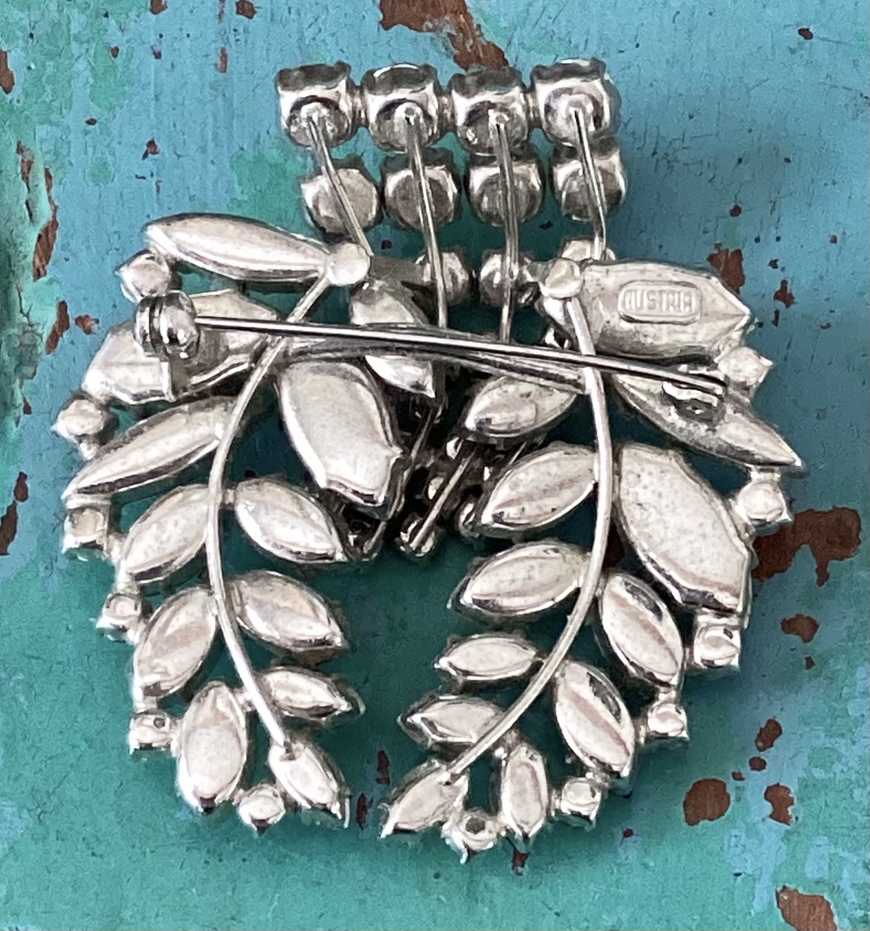 Grote Oostenrijkse strass broche