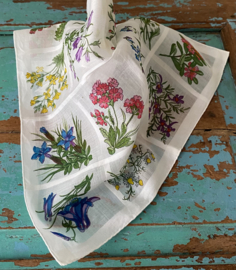 Vrolijke bloemen zakdoek