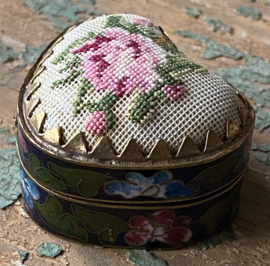 Cloisonné &Petit Point