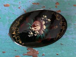 Handbeschilderde vintage broche