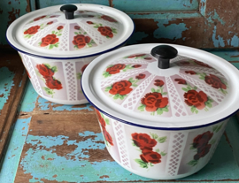 Emaille schaal met deksel