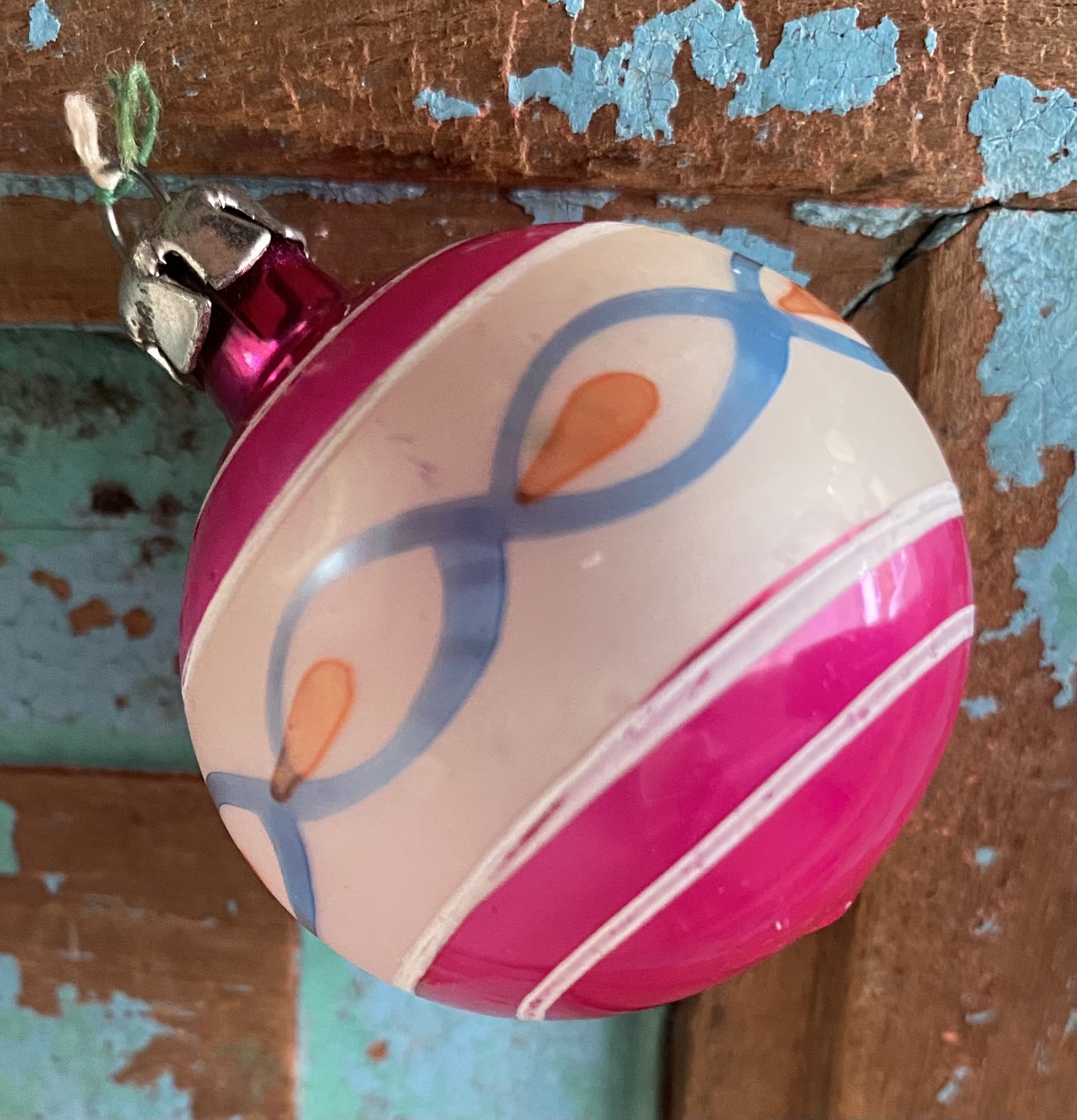 Klein Engels kerstballetje