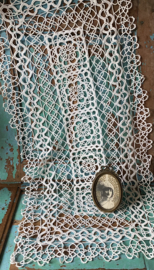 Opengewerkt kleed  70x33cm