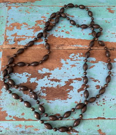Donkerbruine ketting