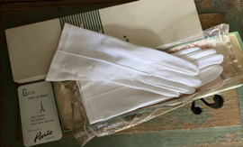 Parijse handschoenen in doos