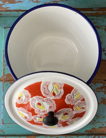 Bloemenschaaltje met deksel