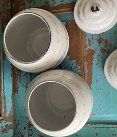 Antieke Franse voorraadpotten