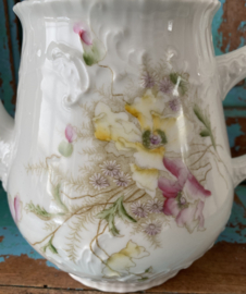 Grote oude theepot