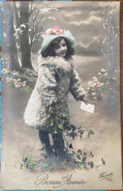 1913