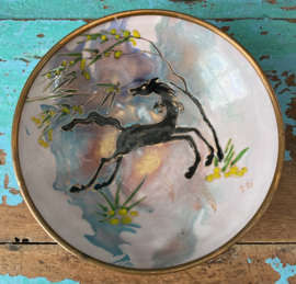 Geëmailleerd schaaltje