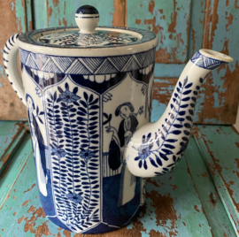 Antieke Lange Lijs koffiepot