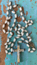 Witte kraaltjes
