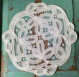 Lintkant kleedje  Ø24,5cm