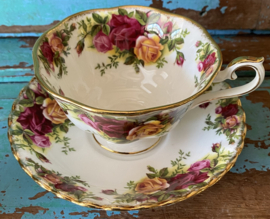RA theekop&schotel “Old Country Roses”