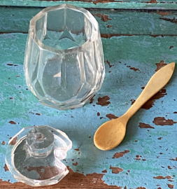 Zoutpotje met lepeltje