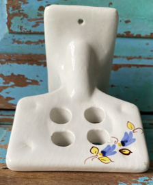 Oude tandenborstelhouder