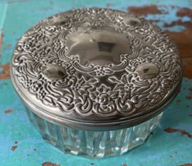 Vintage glazen poederdoos