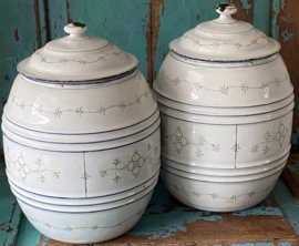 Antieke Franse voorraadpotten