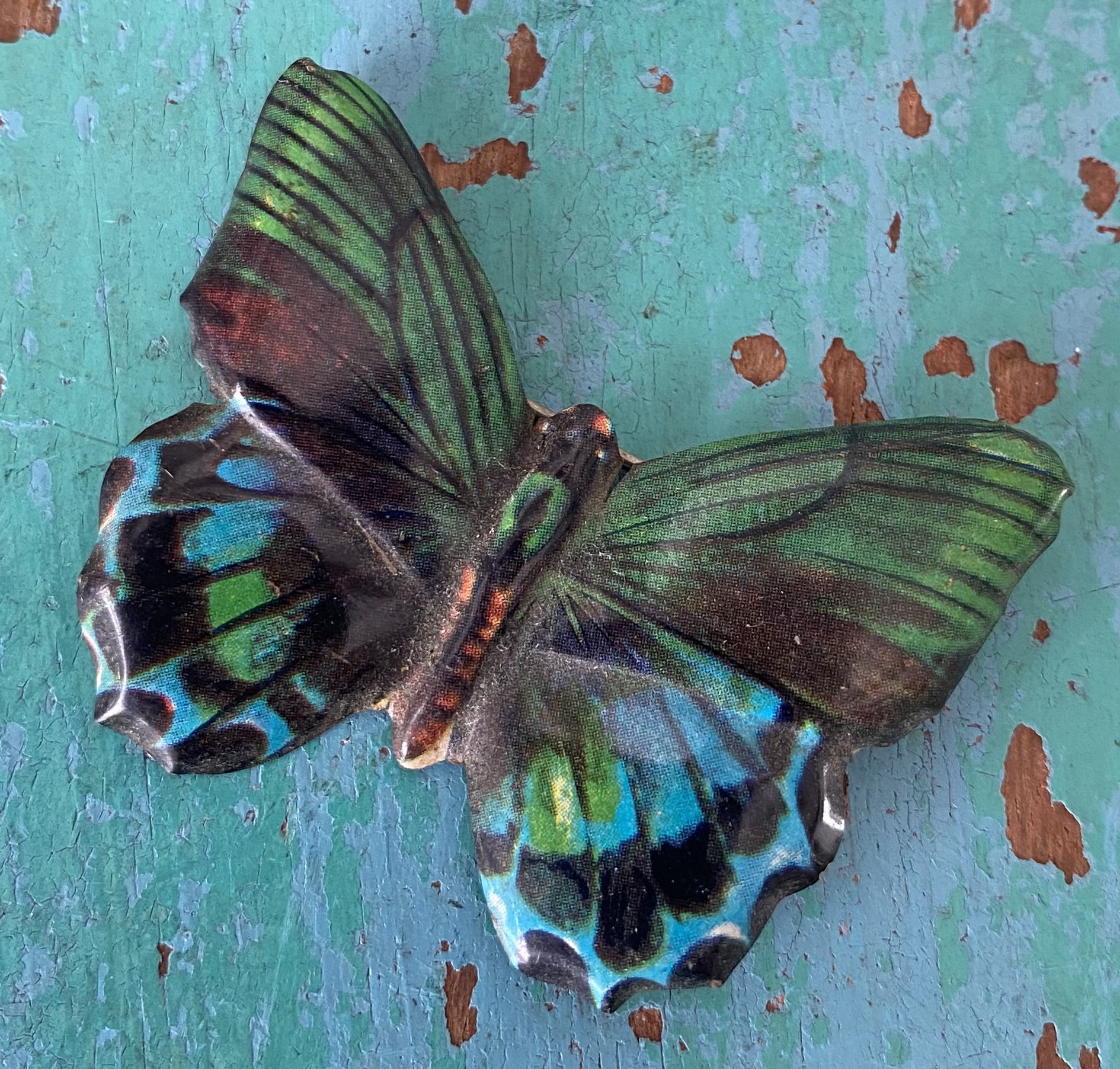 Vintage blikken vlinder broche