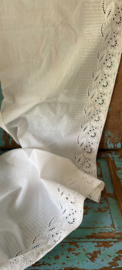 Brede broderie lakenrand  (158cm)