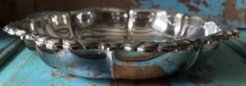 Zilvermetalen schaal