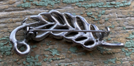 Markasietjes broche