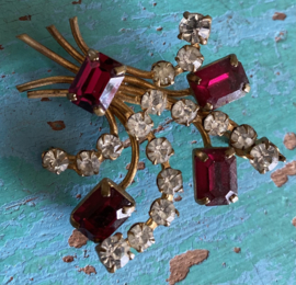 Oude Engelse strassbroche