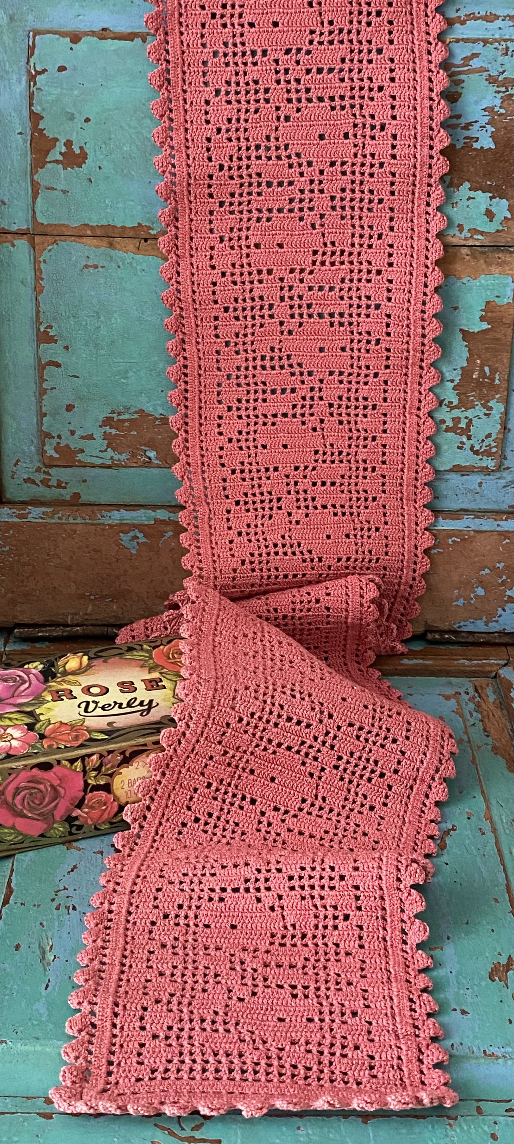 Donkerroze loper  98x14cm