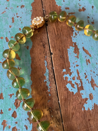 Groene glaskralen ketting