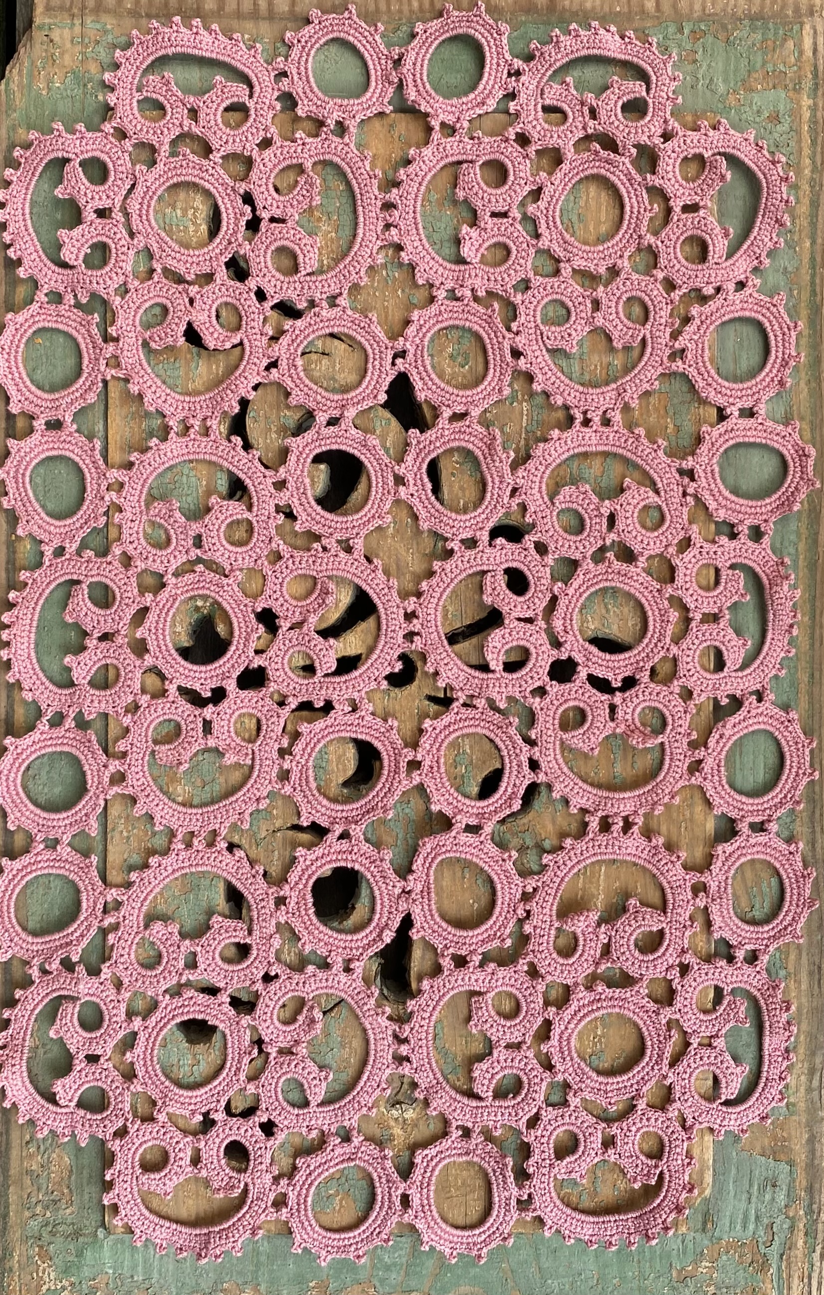 Zweeds roze kleedje  43x28,5cm
