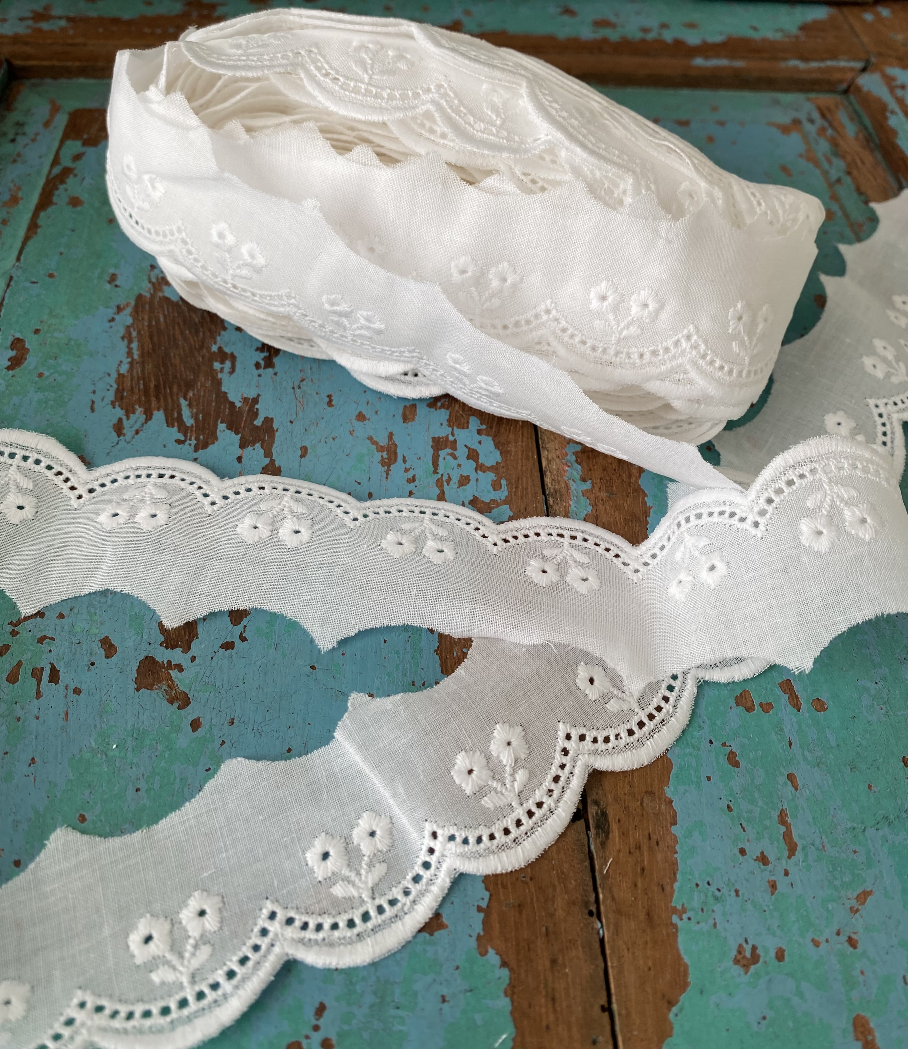 Broderie & Lakenranden