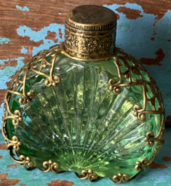 Tsjechisch parfumflesje