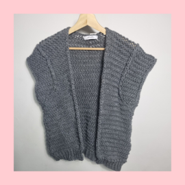 Knitted gilet grijs