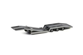 04-2114 PREMIUM LINE; TRUCK TRANSPORTER SILVER - 3 AXLE