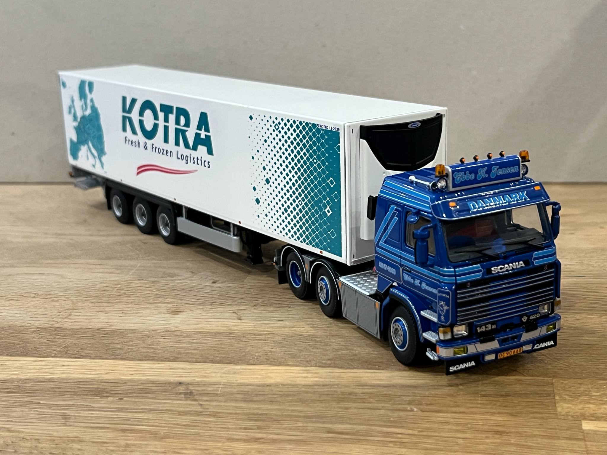 Ebbe K Jensen & Kotra frigo trailer