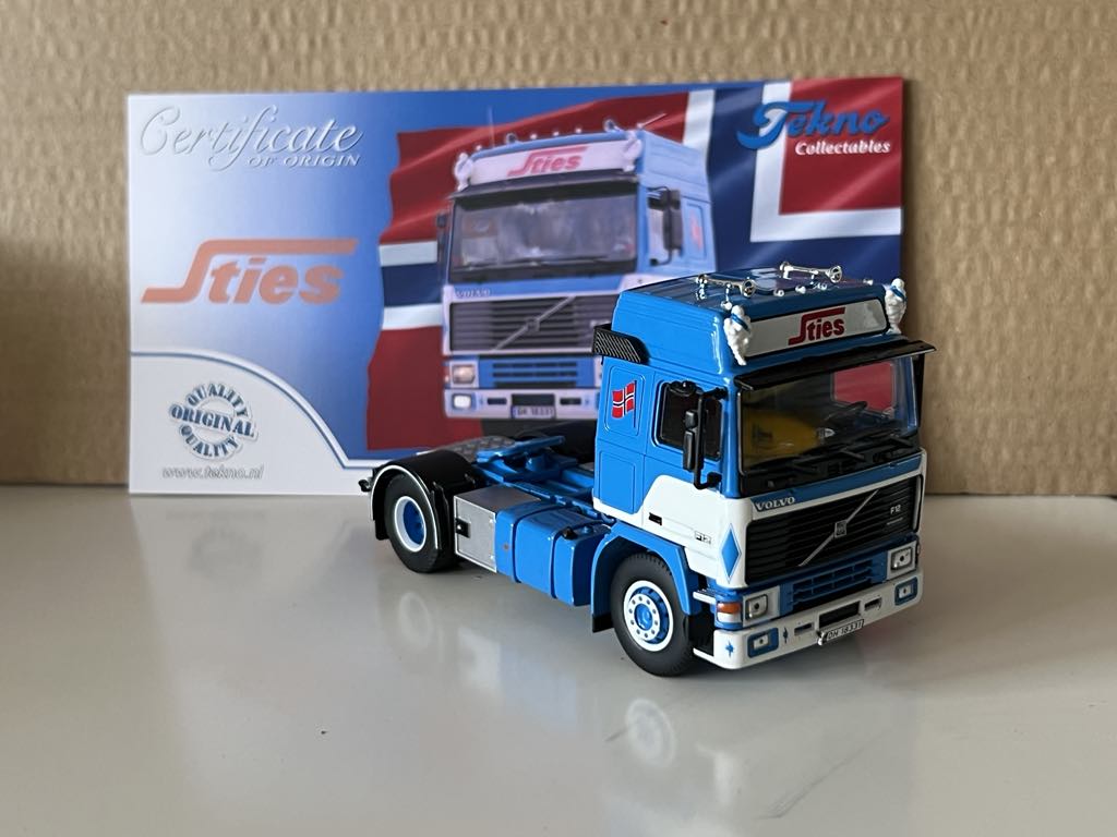 TEKNO 86431 Sties Volvo Globetrotter