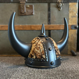 Zwarte Viking Helm - Deense Pluche (Bruin)