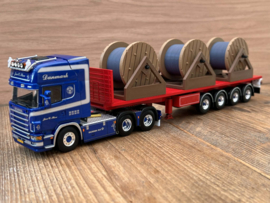 Scania 4 serie Skov & vlakke 4 asser met lading