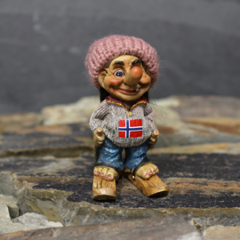 Troll op Ski's (Oud Roze) - Norway