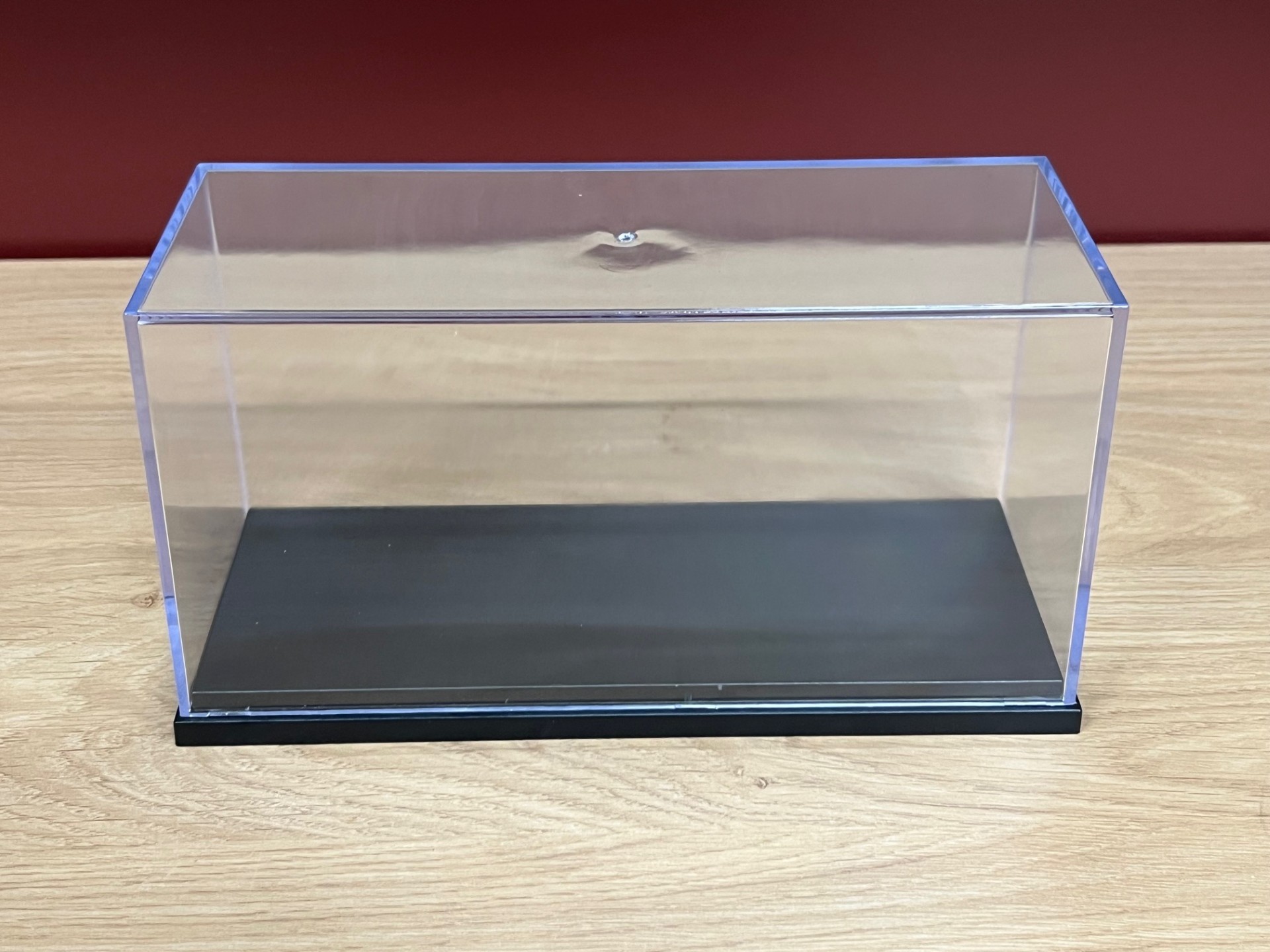 Showcase for single truck or boxtruck