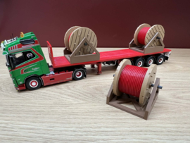 Kabelhaspel op houder  (1:50) rood