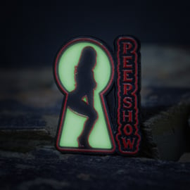 Peepshow - Pin ( Glow in the Dark)