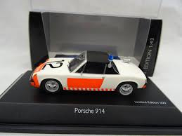 Porsche 914  2.0 "Rijkspolitie" (Sch03704)