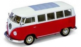 Welly22095r Classical bus 1962 red/white  1:24