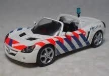 Schuco.Opel Speedster. Politie.