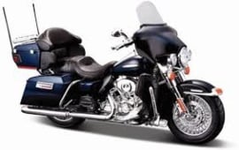 H.Davidson 2013 FLHTK Electra Glide (M323B)