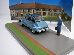 Citroën 2CV 6 + Medecin/Doctor  1:43 AtHP15